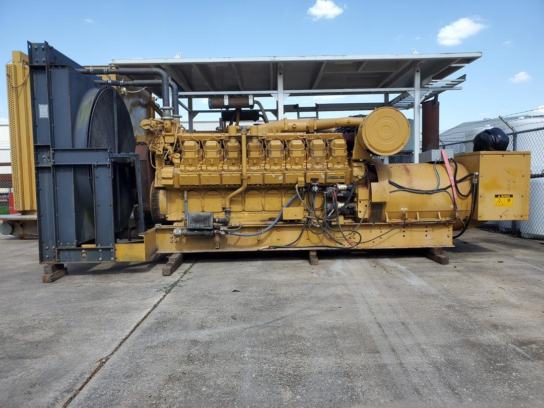 Heavy Construction Equipment Caterpillar oil &gas generator